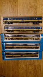 Märklin 4165 & 4164 NS Rijtuigen - 5 stuks, Hobby en Vrije tijd, Modeltreinen | H0, Wisselstroom, Gebruikt, Wagon, Ophalen of Verzenden