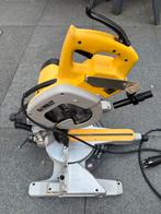 DeWalt Afkortzaag met Laser, Ophalen, Gebruikt, 70 mm of meer, Afkortzaag