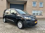 Citroën Berlingo 1.5  BleuHDI L1 2023, automaat, 3 zits, Auto's, Zwart, 4 cilinders, Zwart, Origineel Nederlands