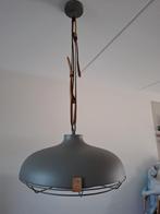 Grijze hanglamp van het merk Zuiver, 50 tot 75 cm, Ophalen of Verzenden, Zo goed als nieuw, Industrieel