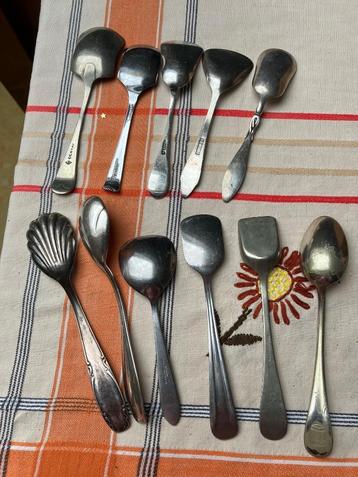 Verzilverde suikerschepjes  beschikbaar voor biedingen