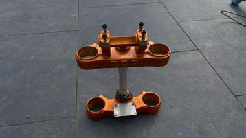 Voorvork klemmen / Triple clamps KTM EXC beschikbaar voor biedingen