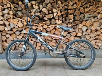 BMX Stuntfiets ~ 20 inch ~ met 2 pegs / stepjes  beschikbaar voor biedingen