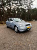 Opel Astra 1.6, Auto's, Opel, Stof, Zwart, 4 cilinders, Origineel Nederlands