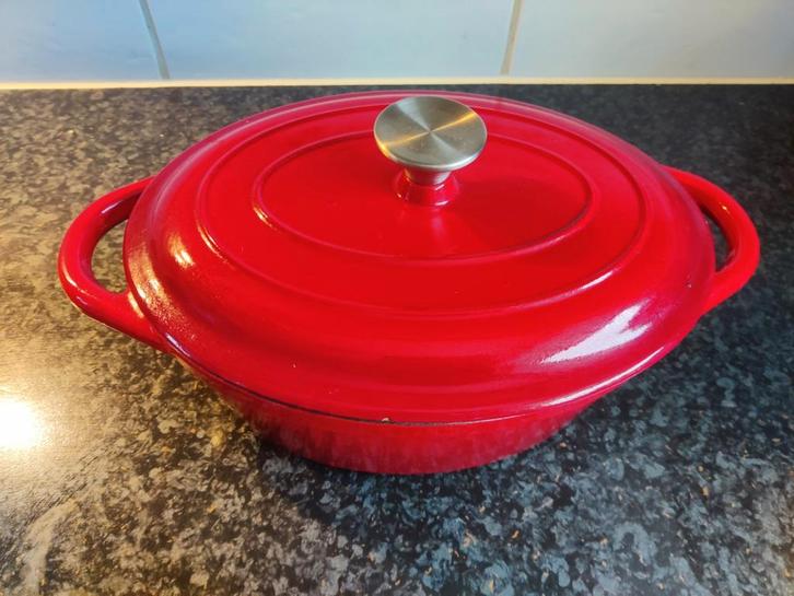 Ovale Braadpan - Rood Gietijzer, Huis en Inrichting, Keuken | Potten en Pannen, Zo goed als nieuw, Koekenpan of Braadpan, Gietijzer