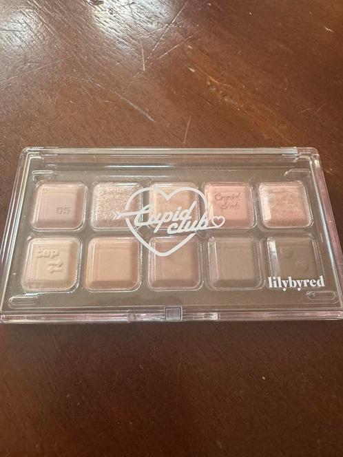 Lilybyred oogschaduw palette mood keyboard 05, Sieraden, Tassen en Uiterlijk, Uiterlijk | Cosmetica en Make-up, Zo goed als nieuw