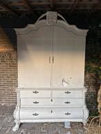 Antieke Kast met Houtsnijwerk, Antiek en Kunst, Antiek | Meubels | Kasten, Ophalen