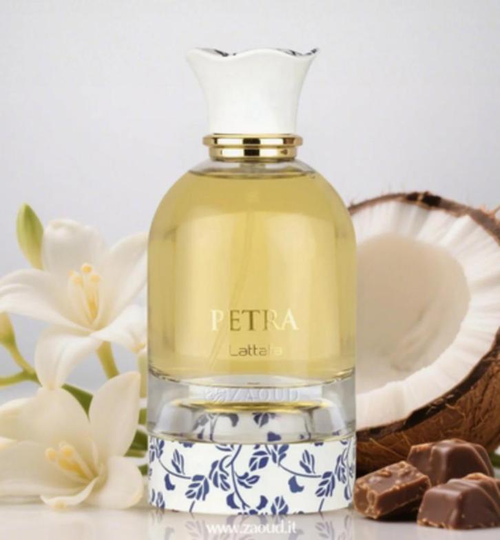 Lataffa Petra Eau de Parfum, Sieraden, Tassen en Uiterlijk, Uiterlijk | Parfum, Nieuw, Ophalen of Verzenden