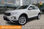 Volkswagen T-Roc 1.5 TSI Style | Camera | ACC | DAB | Fabrie, 1258 kg, Zwart, 4 cilinders, 150 pk