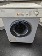 Miele novotronic.  Type w825., 4 tot 6 kg, Ophalen, Zo goed als nieuw, 85 tot 90 cm
