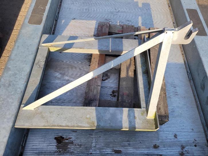 hefbok/ werktuigendrager, Tuin en Terras, Kweekspullen, Zo goed als nieuw, Overige typen, Ophalen