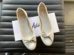 Dr Adams Ballerina's - Maat 39, Kleding | Dames, Schoenen, Ophalen of Verzenden, Gedragen, Wit, Ballerina's