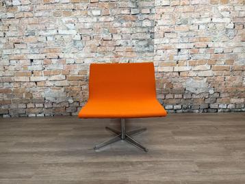 Design Fauteuil oranje bij TheReSales beschikbaar voor biedingen