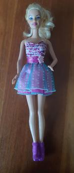 Barbie van Mattel China 2009, Verzamelen, Poppen, Ophalen of Verzenden, Zo goed als nieuw, Pop