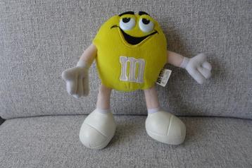 M&M knuffel geel beschikbaar voor biedingen