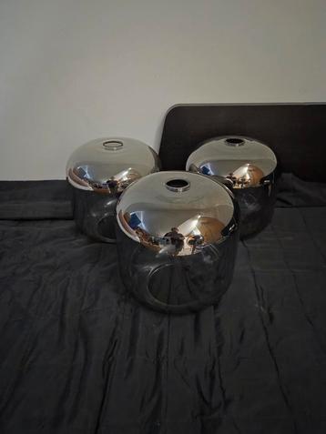 3 Glazen Lampenkappen - 26cm x 25cm beschikbaar voor biedingen
