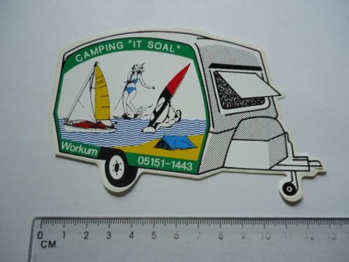 sticker oud Workum CAMPING IT SOAL windsurf waterski retro, Verzamelen, Stickers, Zo goed als nieuw, Bedrijf of Vereniging, Verzenden