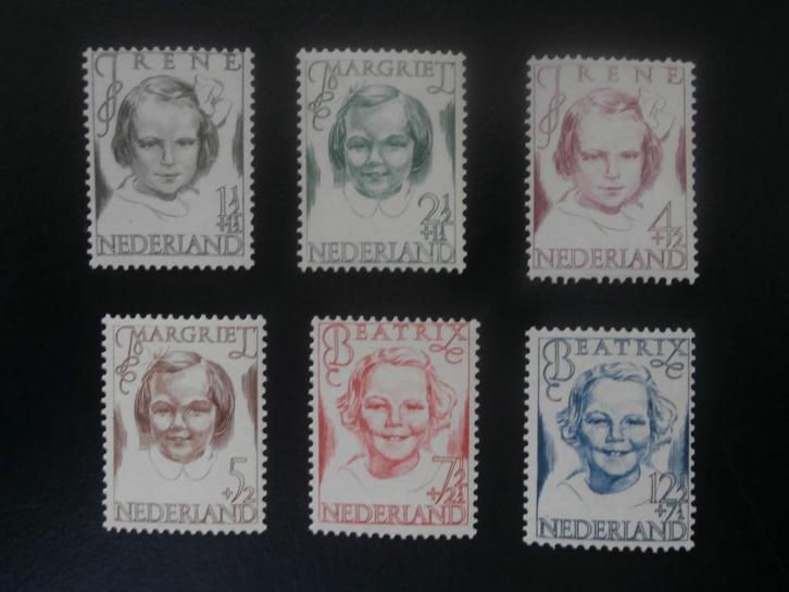 NL 1946-1972; PRINSESJES EN PRINSJES 2 FOTO'S LEES, Postzegels en Munten, Postzegels | Nederland, Postfris, Na 1940, Verzenden