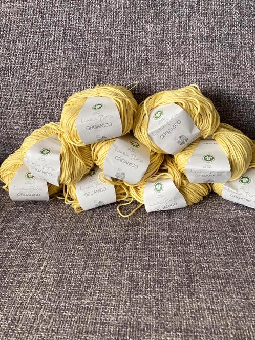 Pakket van 9 Bollen Lana Grossa Organico kleur 134, Hobby en Vrije tijd, Breien en Haken, Zo goed als nieuw, Breien of Haken, Wol of Garen