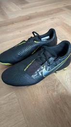Nike voetbalschoenen maat 38/39, Maat XS of kleiner, Ophalen, Zo goed als nieuw, Schoenen