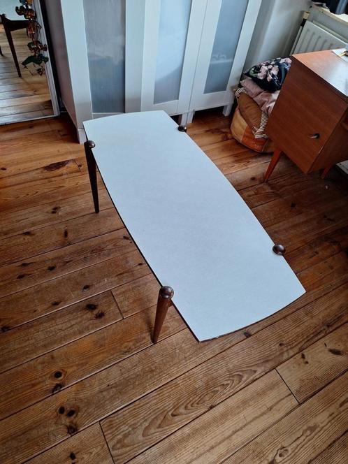 Vintage mid century Scandinavische salontafel uit 1958, Huis en Inrichting, Tafels | Salontafels, Gebruikt, Minder dan 50 cm, 50 tot 100 cm