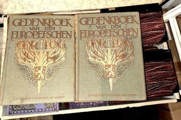 Meer dan 60  antieke boeken in antieke hout box uit zolder  beschikbaar voor biedingen