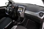 Toyota Aygo 1.0 VVT-i x-cite Camera | Airco | Touchscreen, Voorwielaandrijving, Stof, 4 stoelen, Handgeschakeld