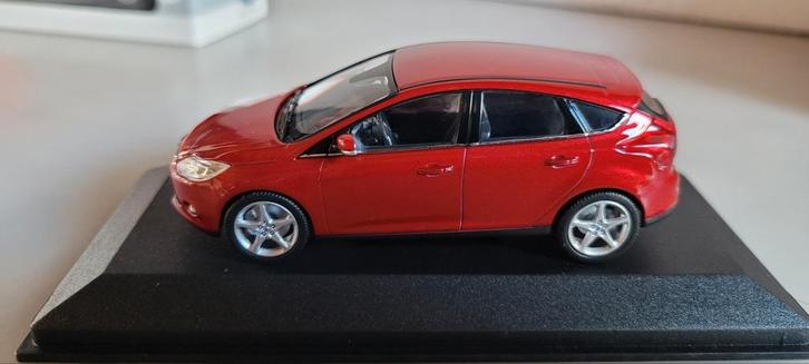 Minichamps Ford Focus MK3, Hobby en Vrije tijd, Modelauto's | 1:43, Zo goed als nieuw, Auto, MiniChamps, Ophalen of Verzenden