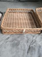 2 Rieten dienbladen Riviera Maison, Gebruikt, Schaal, Ophalen of Verzenden, Riet