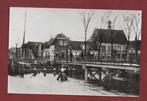 Enkhuizen - Oude Wilhelmina Brug (rechts Hotel Port)- 1962, Ophalen of Verzenden, 1960 tot 1980, Ongelopen, Noord-Holland