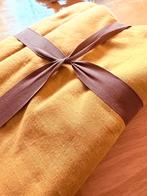 NIEUW okergeel Tafelkleed Nationale postcode loterij, Ophalen of Verzenden, Nieuw, Geel