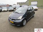 nette 4 deurs Toyota Aygo 1.0-12V Cool, met airco{LEZEN AUB}, Auto's, Voorwielaandrijving, Euro 5, Gebruikt, 4 stoelen