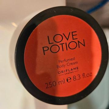 Gevraagd. Oriflame. beschikbaar voor biedingen