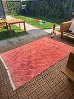 Nieuw berber handgeweven wollen tapijt, Huis en Inrichting, Stoffering | Tapijten en Kleden, 150 tot 200 cm, Ophalen of Verzenden
