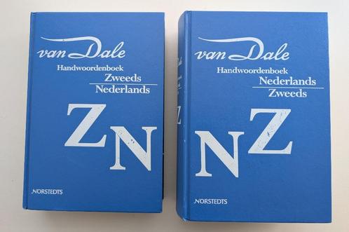 Handwoordenboek Van Dale Zweeds - Nederlands & NL - Zweeds, Boeken, Woordenboeken, Zo goed als nieuw, Overige talen, Van Dale