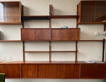 Poul Cadovius by Royal System vintage modulair wandsysteem beschikbaar voor biedingen