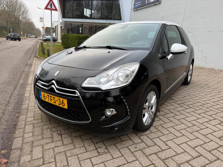 Citroën DS3 1.6 VTI So Chic AUT 2013 Zwart, Auto's, Citroën, Bedrijf, DS3, Benzine, D, Hatchback, Automaat, Geïmporteerd, Zwart