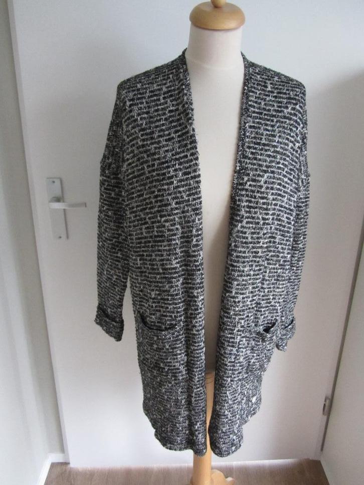 Vest 44, zwart gemêleerd, zakken, OSI, kriebelt niet, zgan, Kleding | Dames, Truien en Vesten, Zo goed als nieuw, Maat 42/44 (L)