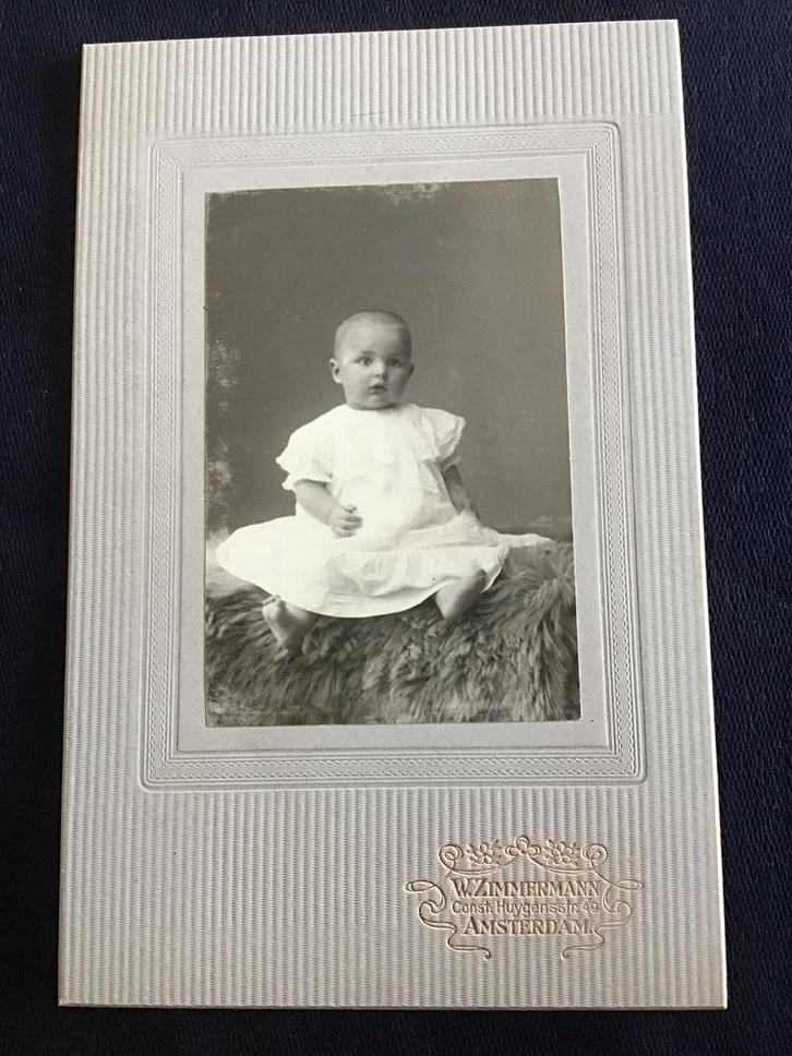 Kabinetfoto, Kind, W. Zimmerman, Amsterdam, Antieke foto, Verzamelen, Foto's en Prenten, Gebruikt, Foto, Kind, Voor 1940, Ophalen of Verzenden