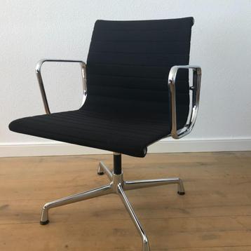 IZGS Vitra Eames Aluminium stoel EA 108 EA108 chroom beschikbaar voor biedingen