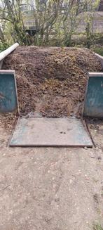 gratis paardenmest, Ophalen, Tuinaarde