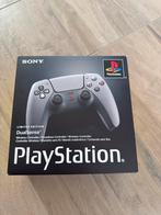 DualSense 30th Anniversary Limited Edition, Spelcomputers en Games, Ophalen, PlayStation 5, Nieuw, Controller