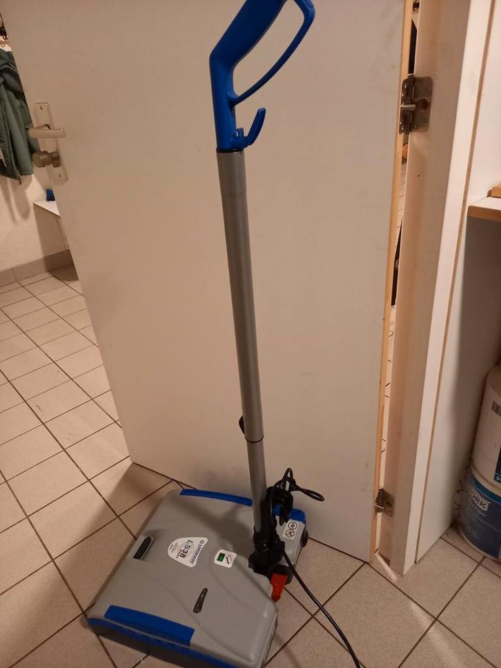 Lindhaus LS38 Vacuum sweeper Borstelzuiger, Witgoed en Apparatuur, Stofzuigers, Zo goed als nieuw, Ophalen