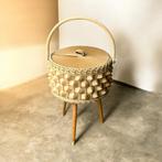 Vintage naaimandje op houten poten - Plantenmand, Ophalen, Gebruikt, Huysmans, Doorwerth