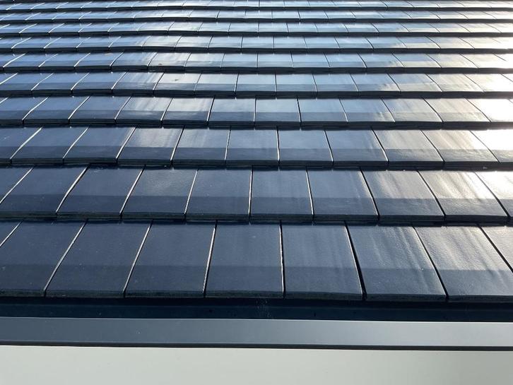 Dakpannen, Doe-het-zelf en Verbouw, Dakpannen en Dakbedekking, Nieuw, Dakpannen, Steen of Klei, Zwart, 15 m² of meer, Ophalen