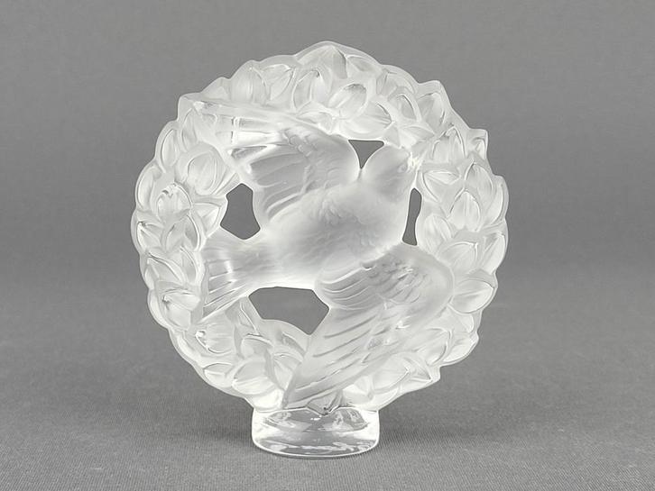 Lalique Kristallen "Duif in Krans" Sculptuur, Antiek en Kunst, Antiek | Glas en Kristal, Ophalen of Verzenden