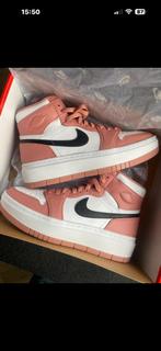 Nike Air Jordan’s Woman wmns 44,5 origineel nieuw, Kleding | Dames, Schoenen, Nike Air Jordan, Nieuw, Ophalen of Verzenden, Sneakers of Gympen