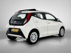 Toyota Aygo 1.0 VVT-i x-play | Cabrio-dak | Airco | Camera |, Auto's, Voorwielaandrijving, 12 maanden, Stof, Gebruikt