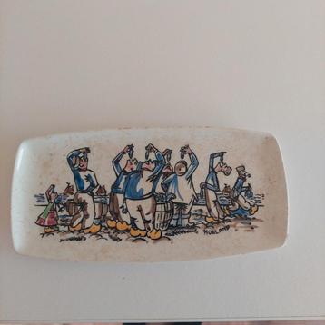 Gouds plateel haringbordje beschikbaar voor biedingen