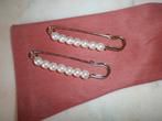 Twee grote spelden met 'parels', Hobby en Vrije tijd, Naaien en Fournituren, Ophalen of Verzenden, Nieuw